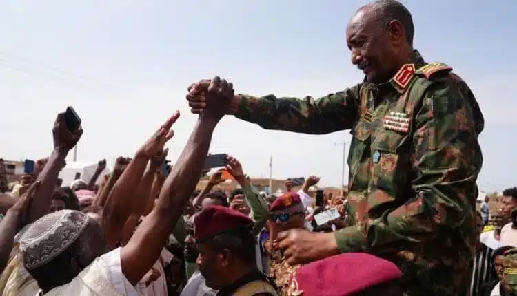 رئيس مجلس السيادة القائد العام: الحرب لن تنتهي إلا بنهاية التمرد